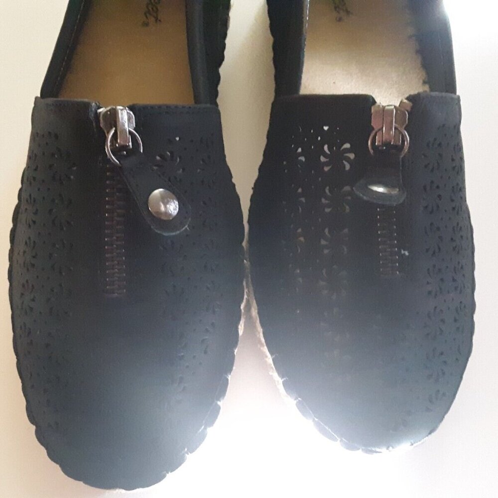 Easy street shoes